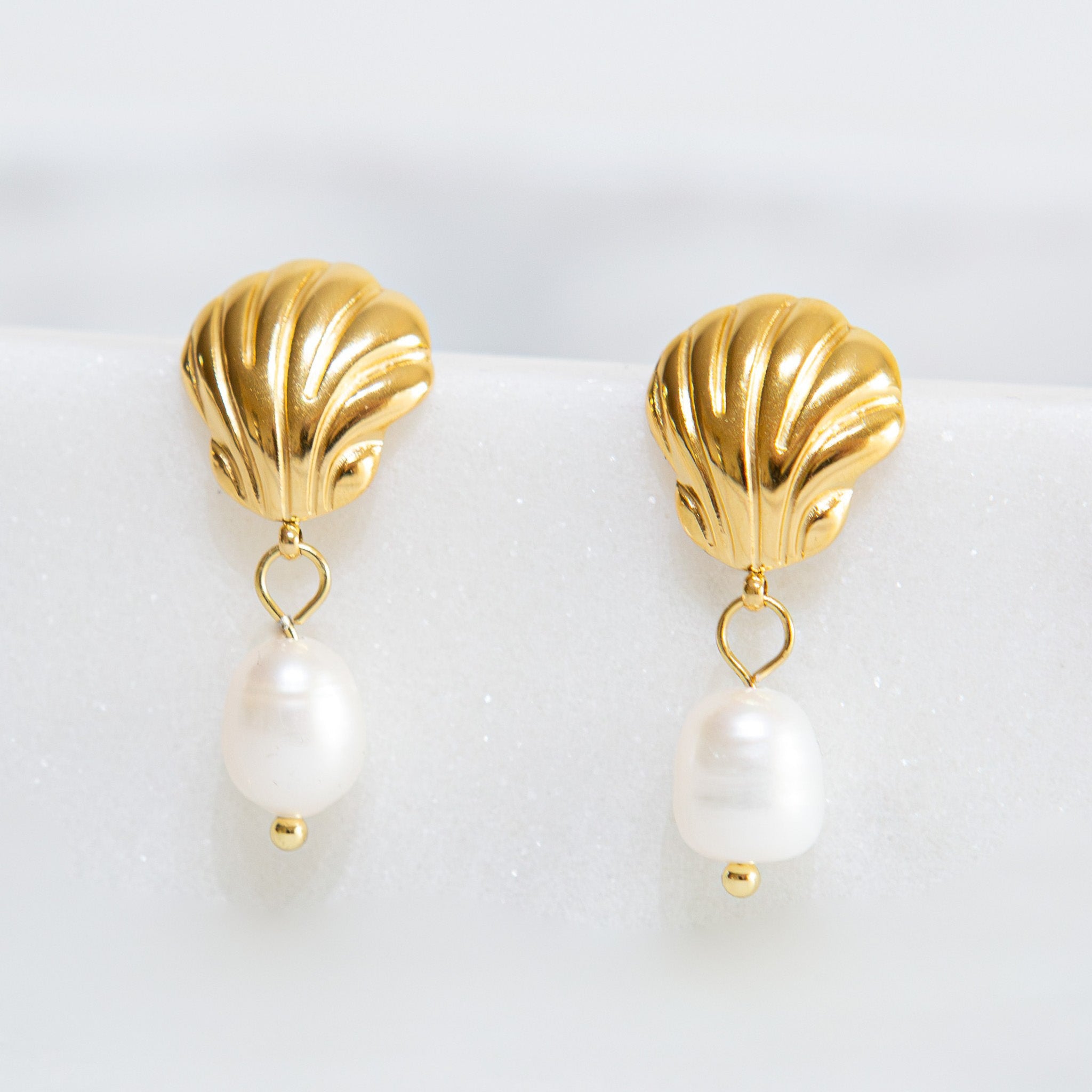 Drops & Dangles